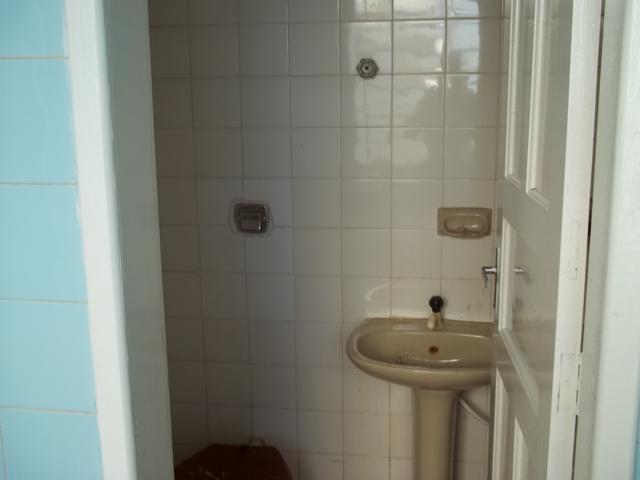 Banheiro serviço_640x480